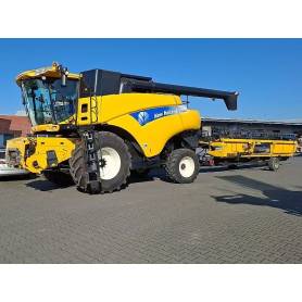 Комбайн New Holland CR 9070 (2008)