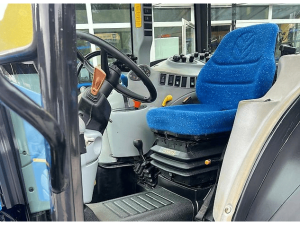 Трактор New Holland T4030 (2009)