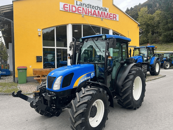 Трактор New Holland T4030 (2009)
