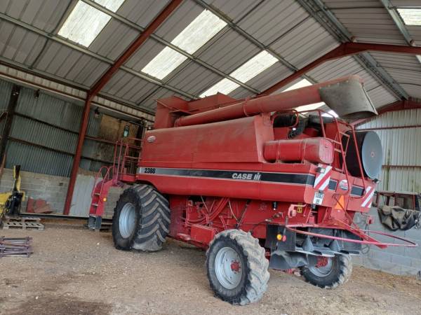 Комбайн Case IH 2388 (2000)