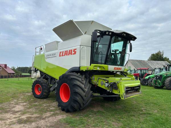 Комбайн Claas Lexion 600 (2010)