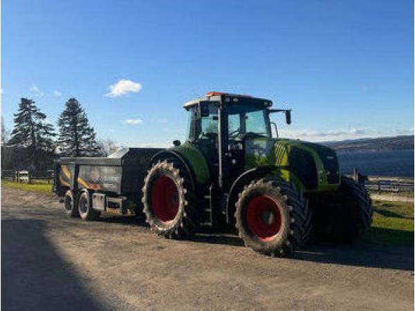 Трактор Claas Axion 830 (2009)