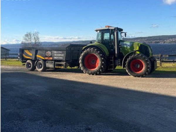 Трактор Claas Axion 830 (2009)