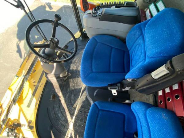 Комбайн New Holland CX8090 (2011)