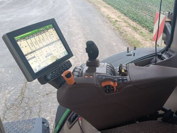 Трактор John Deere 8400R (2020)