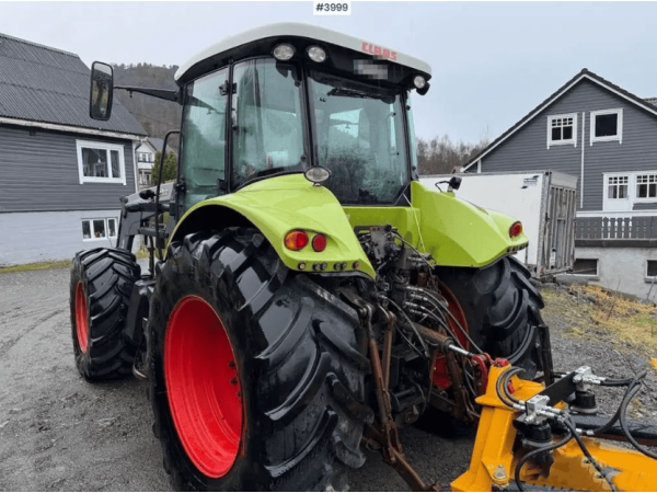 Трактор Claas Arion 640 (2012)