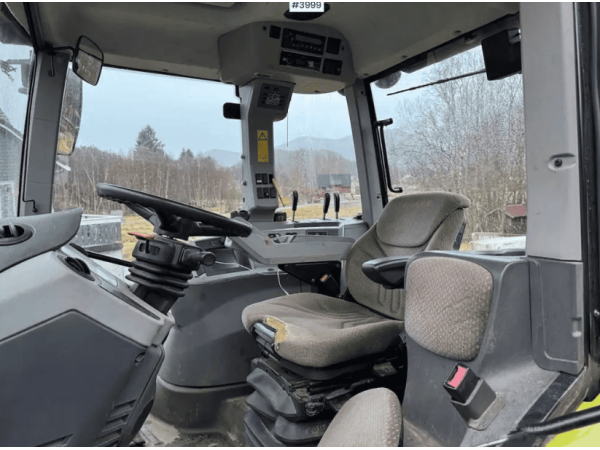 Трактор Claas Arion 640 (2012)