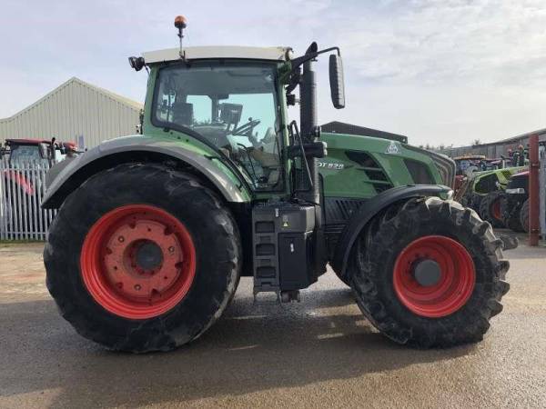 Трактор Fendt 828 (2013)