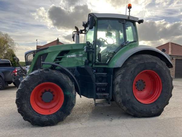 Трактор Fendt 828 (2012)