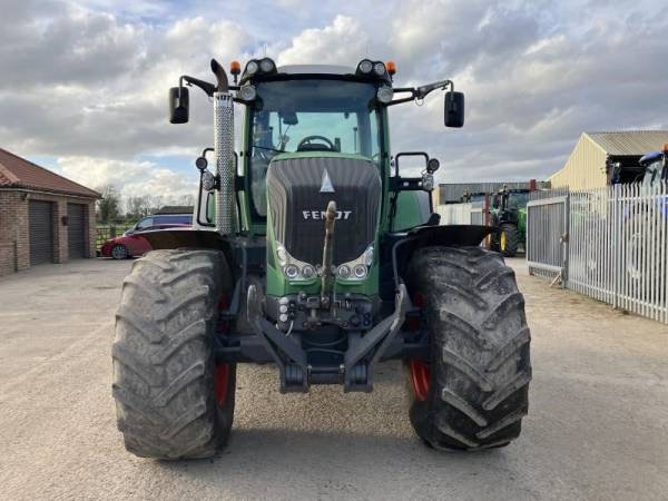 Трактор Fendt 828 (2012)