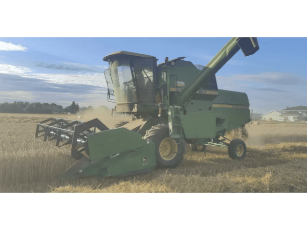 Комбайн John Deere 1068 (1988)