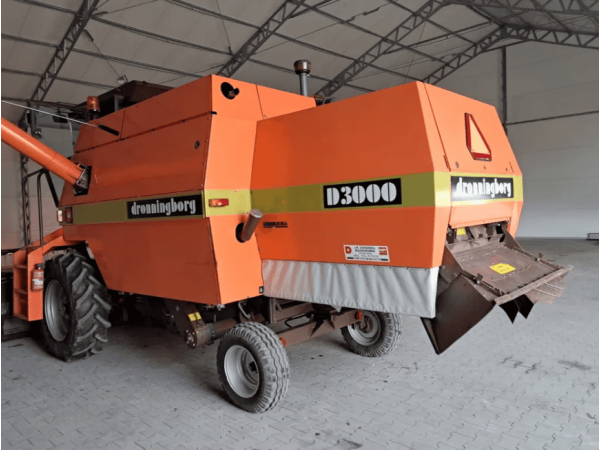 Комбайн Dronningborg D3000 (1992)