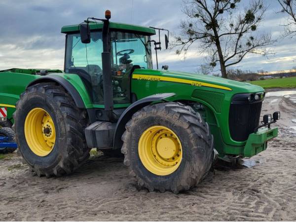 Трактор John Deere 8120 (2002)