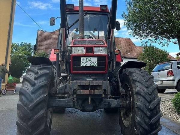 Трактор Case IH  4230 