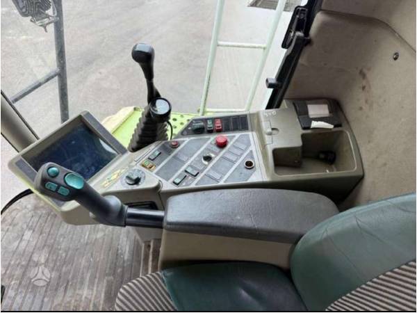 Комбайн Claas Lexion 460 (1999)