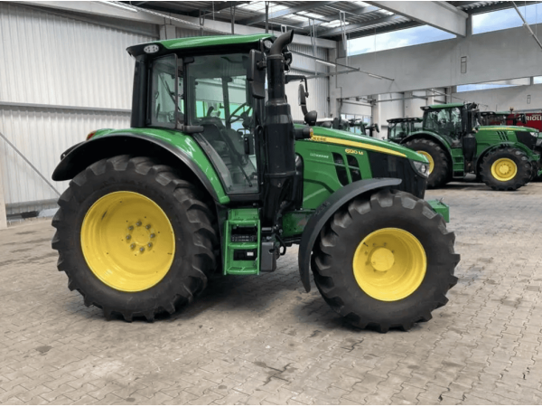 Трактор John Deere 6120M (2023)