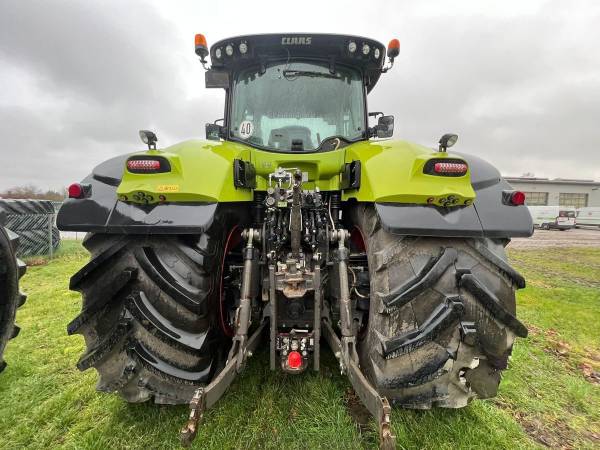 Трактор Claas Axion 930 (2013)