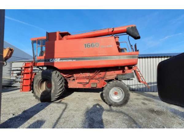 Комбайн Case IH 1660 (1987)