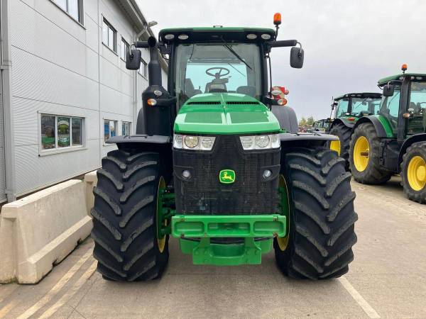 Трактор John Deere 8400R (2018)
