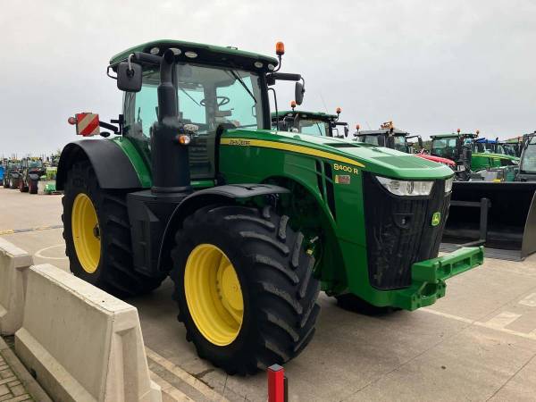 Трактор John Deere 8400R (2018)