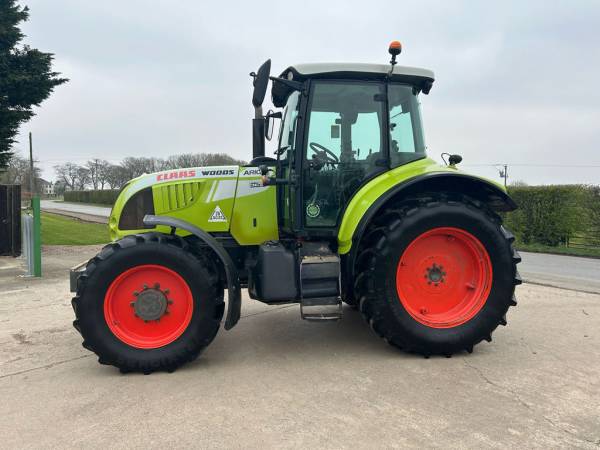 Трактор Claas Arion 620 (2010)
