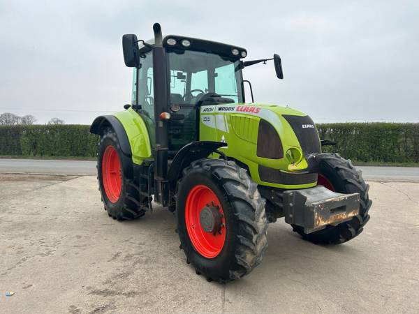 Трактор Claas Arion 620 (2010)