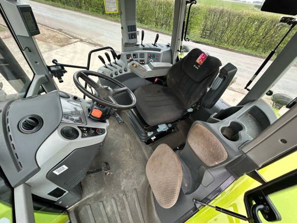 Трактор Claas Arion 620 (2010)