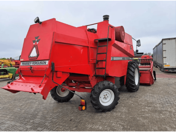 Комбайн Massey Ferguson 23 (1995)
