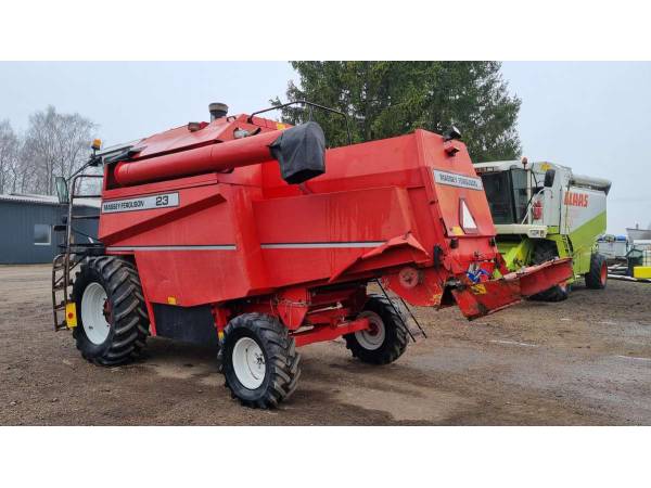 Комбайн Massey Ferguson 23 (1997)