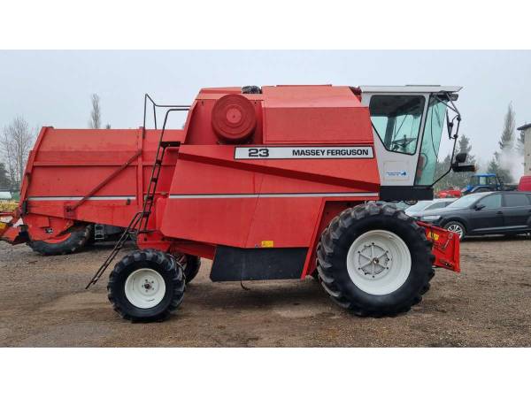 Комбайн Massey Ferguson 23 (1997)