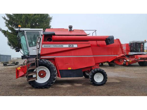 Комбайн Massey Ferguson 23 (1997)