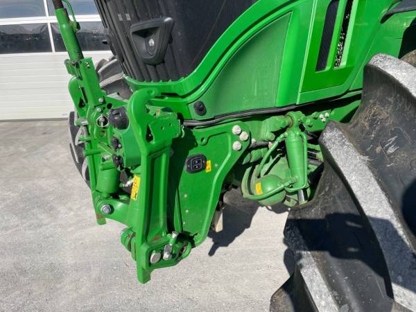 Трактор John Deere 6R 250 (2022)