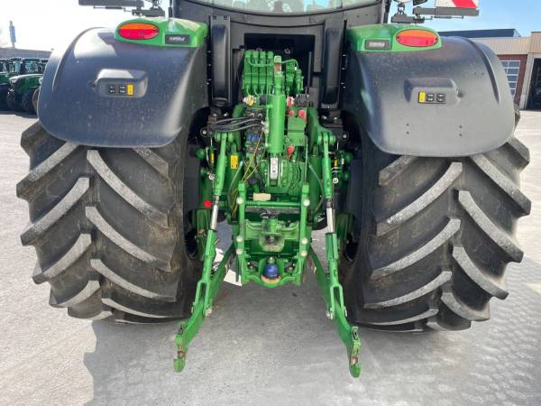 Трактор John Deere 6R 250 (2022)