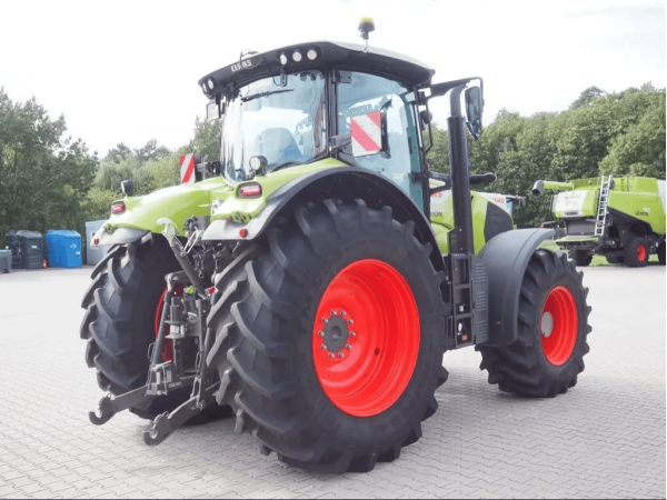 Трактор Claas Axion 850 (2023)