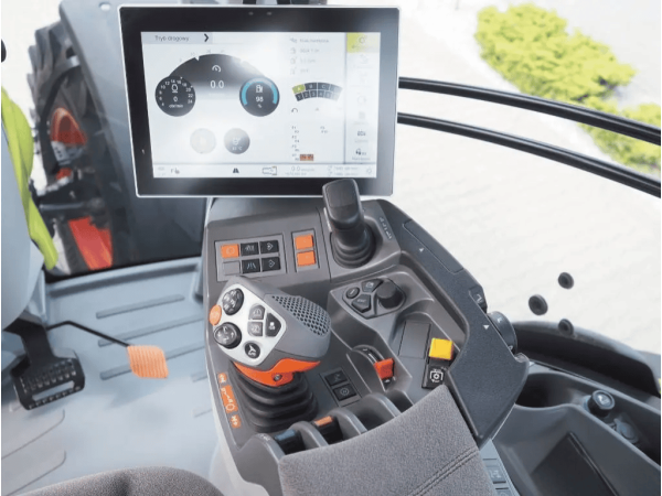 Трактор Claas Axion 850 (2023)