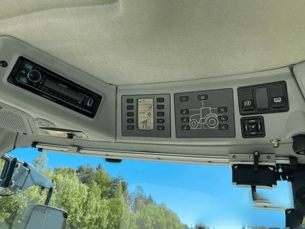 Трактор Claas Axion 830 (2022)