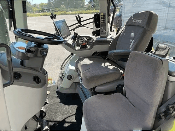 Трактор Claas Axion 830 (2022)