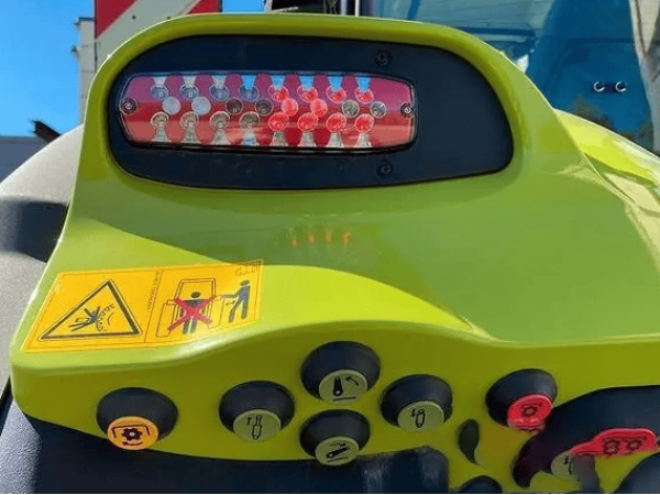 Трактор Claas Axion 830 (2022)
