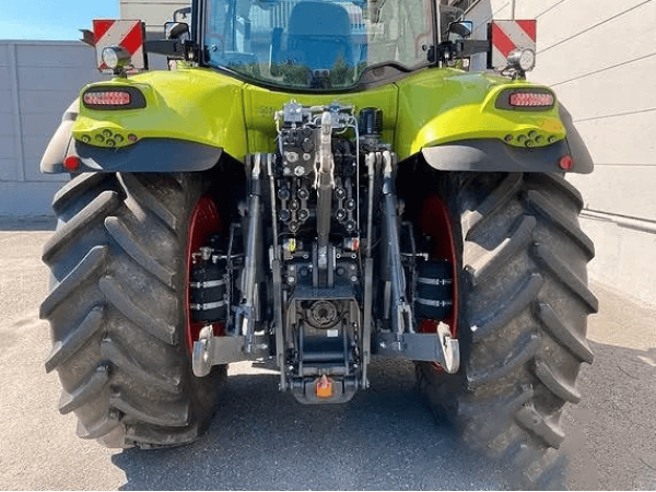 Трактор Claas Axion 830 (2022)