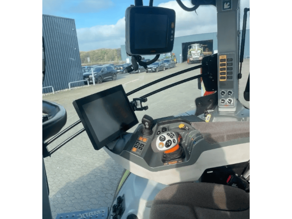 Трактор Claas Arion 550 (2020)
