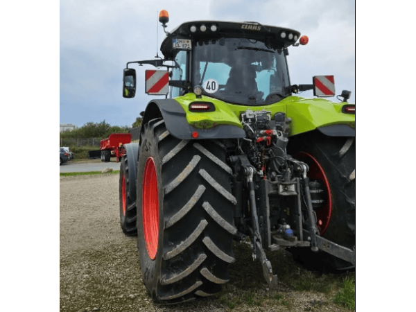 Трактор Claas Axion 870 (2023)