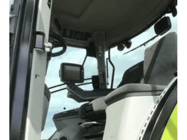 Трактор Claas Axion 830 (2021)
