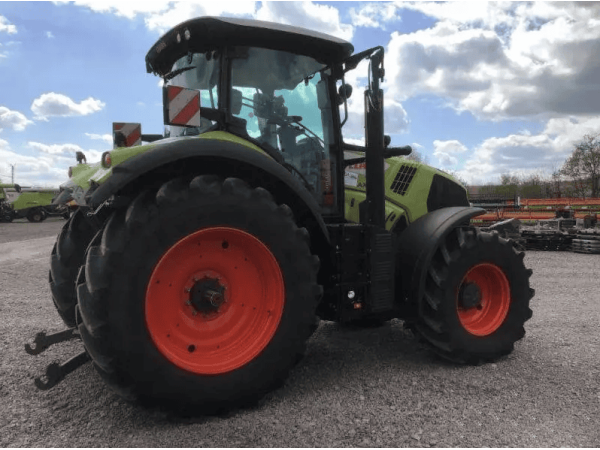 Трактор Claas Axion 830 (2021)