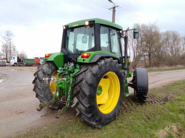 Трактор John Deere 6310 (1998)
