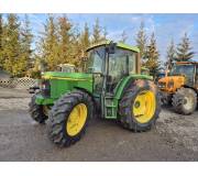 Трактор John Deere 6310