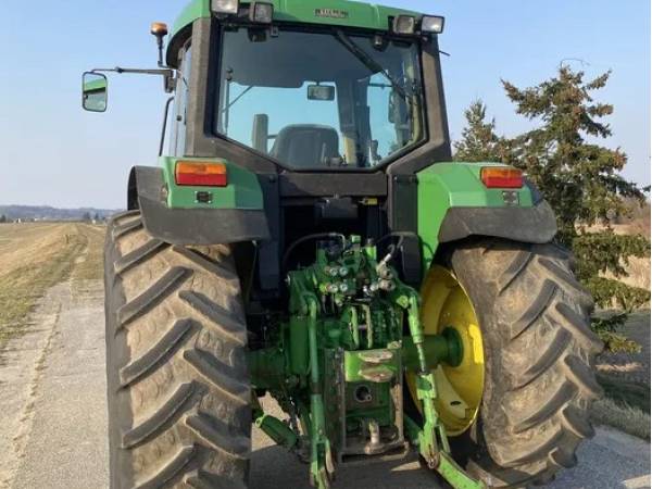 Трактор John Deere 6610 (2000)
