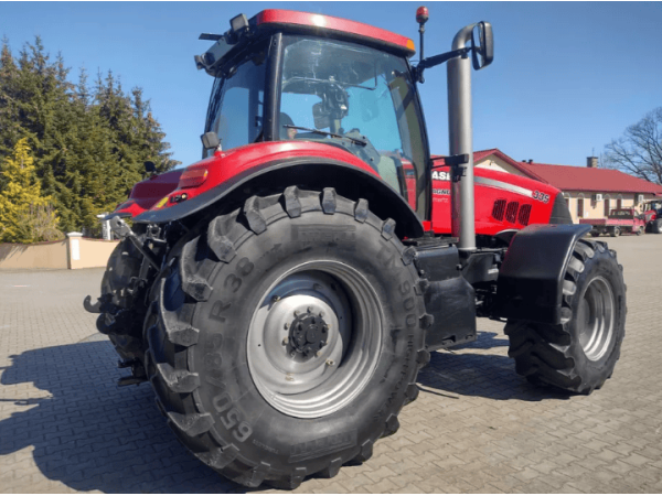 Трактор Case IH Magnum 335 (2010)