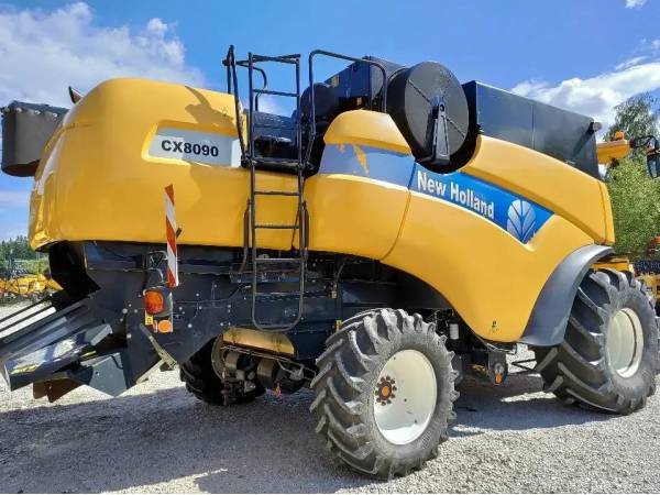 Комбайн New Holland CX8090 (2013)