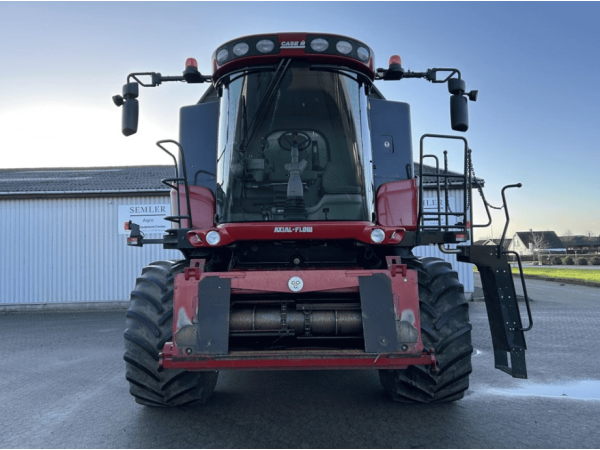 Комбайн Case IH 8010 Axial Flow (2006)