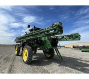 Самохідний обприскувач  John Deere R4038